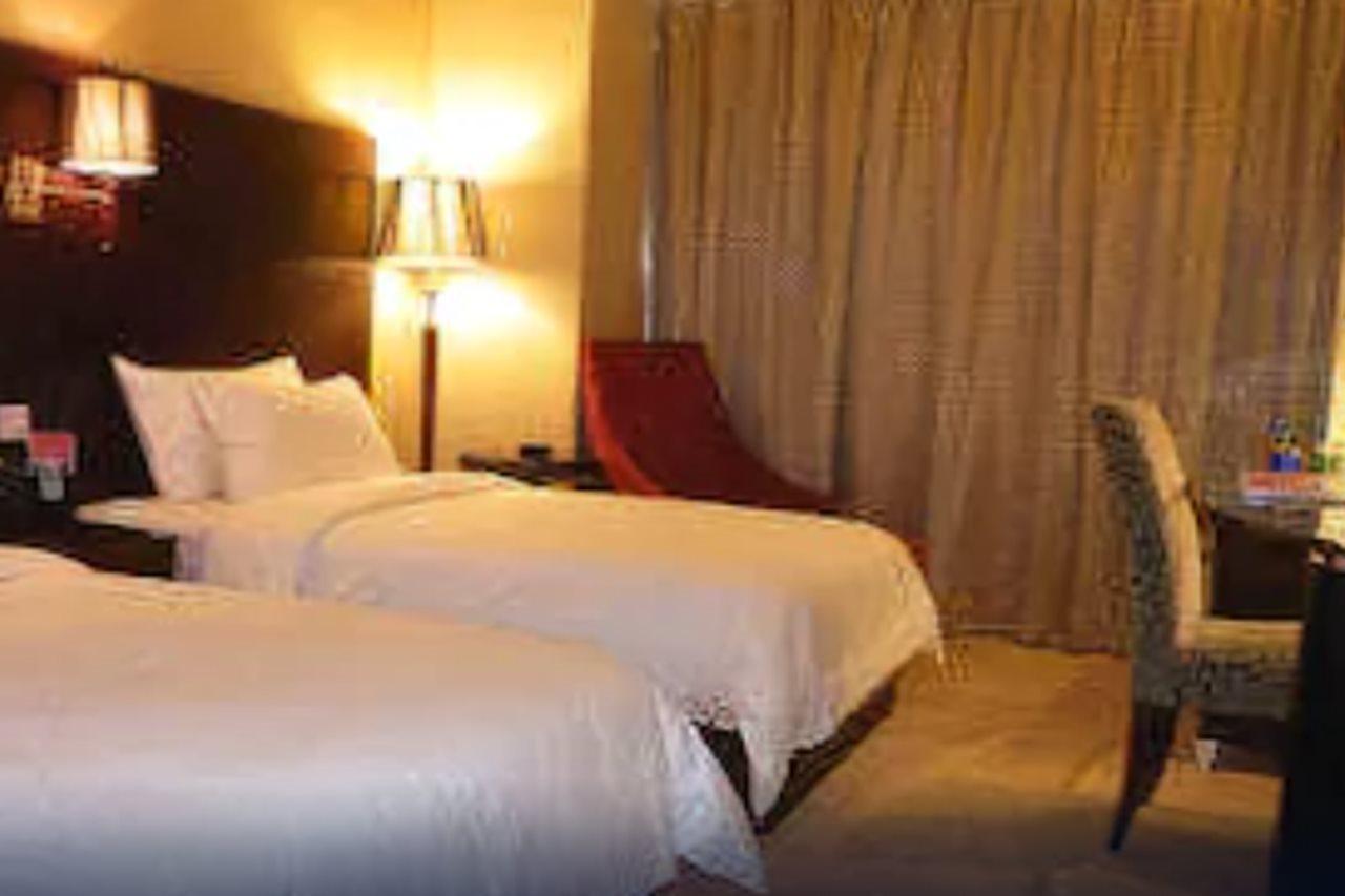 Ramada Shanghai Wujiaochang Экстерьер фото