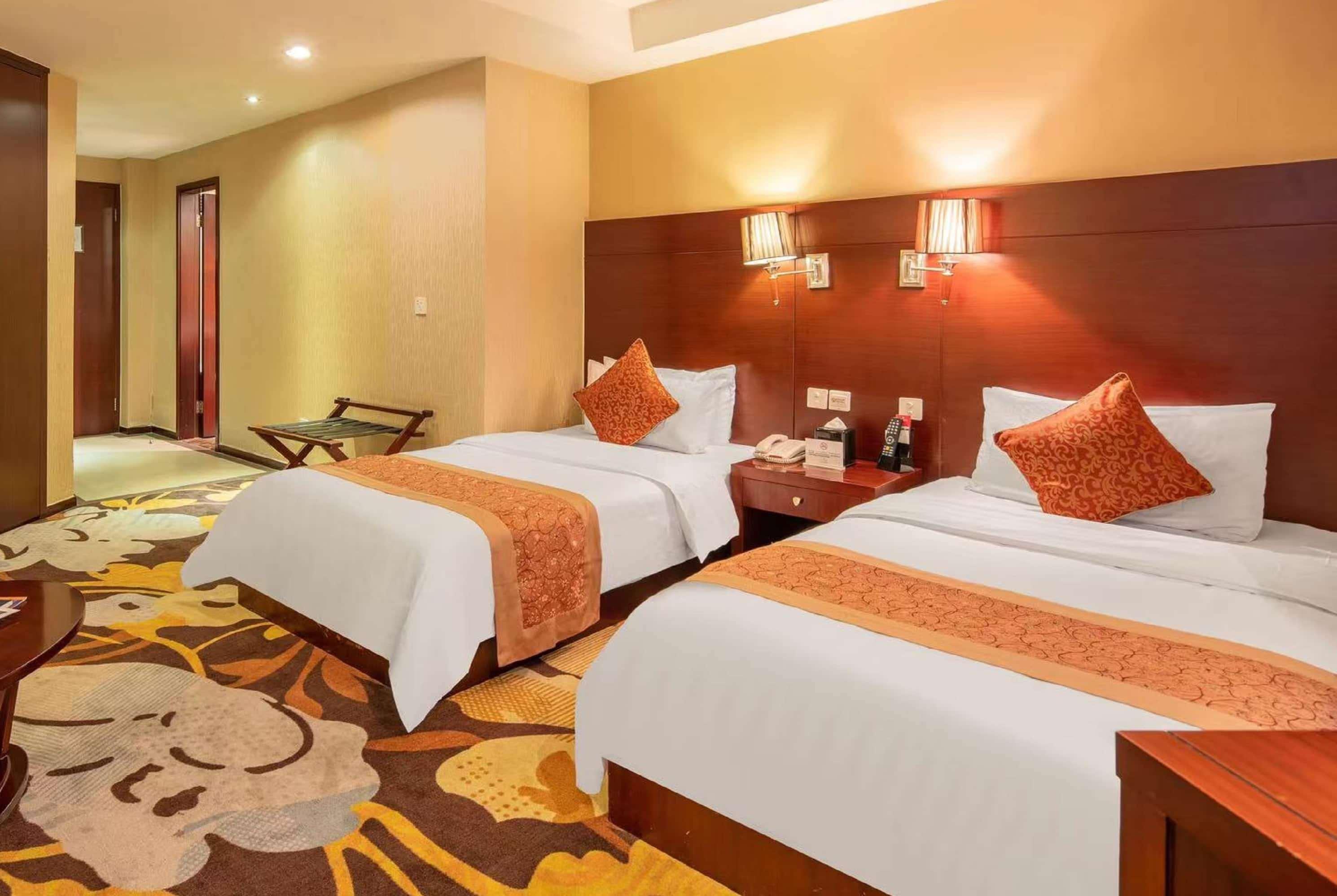 Ramada Shanghai Wujiaochang Экстерьер фото