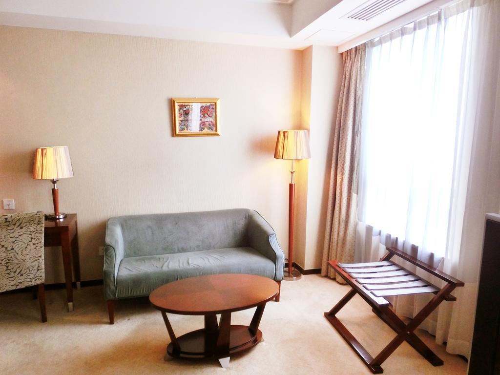 Ramada Shanghai Wujiaochang Номер фото